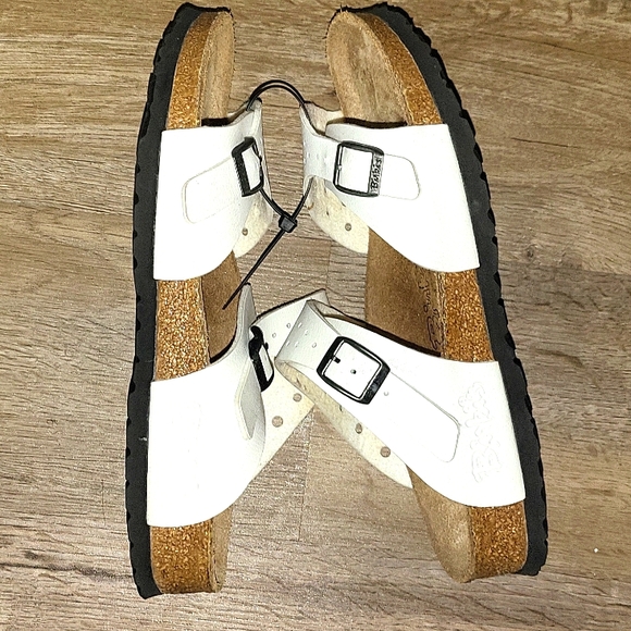 Birkenstock Women's Strapped Sandals Size 8 - Picture 3 of 5